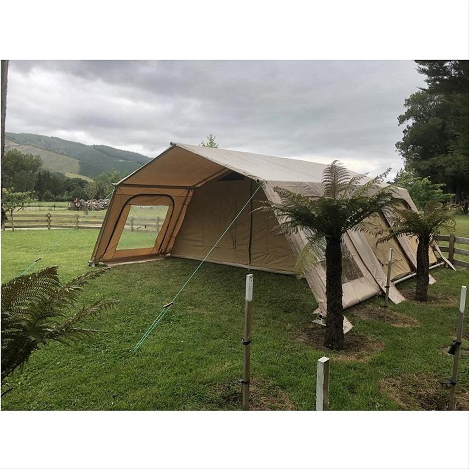 Heavy duty winter clearance tent